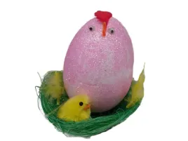 jajko-kurczak-wielkanocny-w-koszyczku-wielkanoc