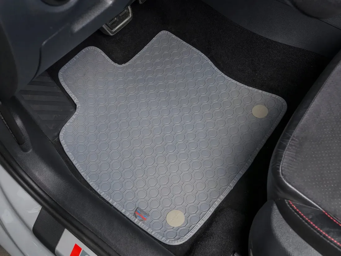 corolla-x-e140-e150-2007-2013-wycieraczki-szare