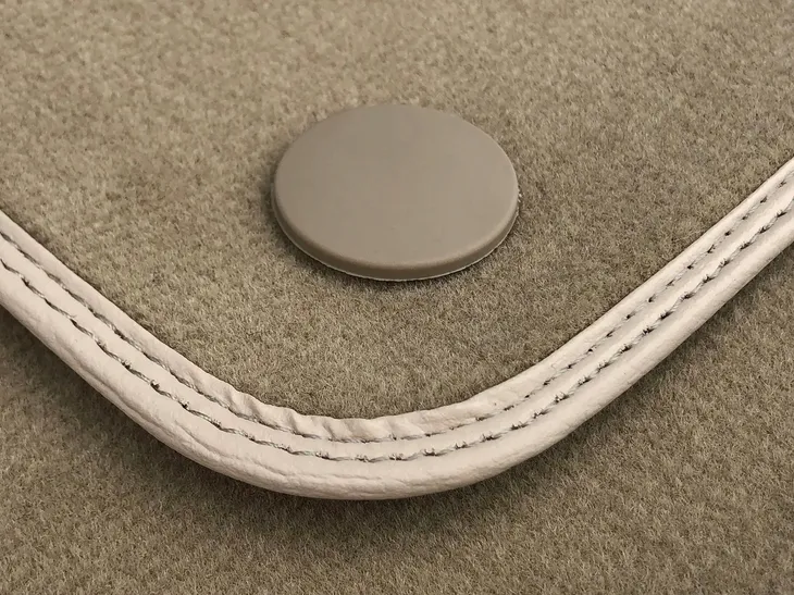 bmw-5-e60-e61-2003-2010-dywaniki-samochodowe-liczba-elementow-komplety