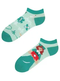 kolorowe-stopki-todo-socks-pielegniarka-low-39-42