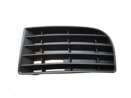 golf-v-kratka-zaslepka-do-zderzaka-prawa-ramka-2003-2009
