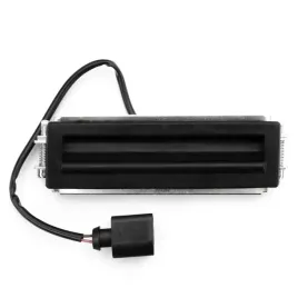 przycisk-mikrostyk-otwierania-tylnej-klapy-do-vw-passat-variant-b5-fl