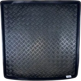 volkswagen-golf-viii-kombi-2020-mata-bagaznika