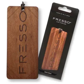 fresso-gentleman-drewniana-zawieszka-zapachowa-do-samochodu-elegancka