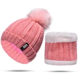 komplet-zimowy-damski-czapka-i-komin-cieply-zestaw-na-zime-handmade-rozowy
