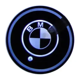 swiatla-led-logo-podkladka-bmw-projektor-bialy