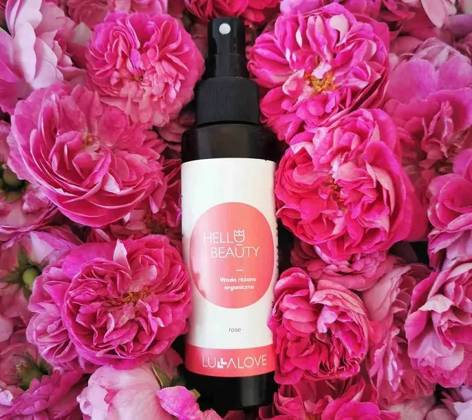 hydrolat-roza-100-ml-waga-z-opakowaniem-0-2-kg