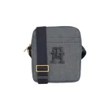 tommy-hilfiger-torba-listonoszka-monogram-granat