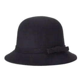 czarny-kapelusz-damski-typu-bucket-elegancki-cylinder-do-plaszcza-szykowny