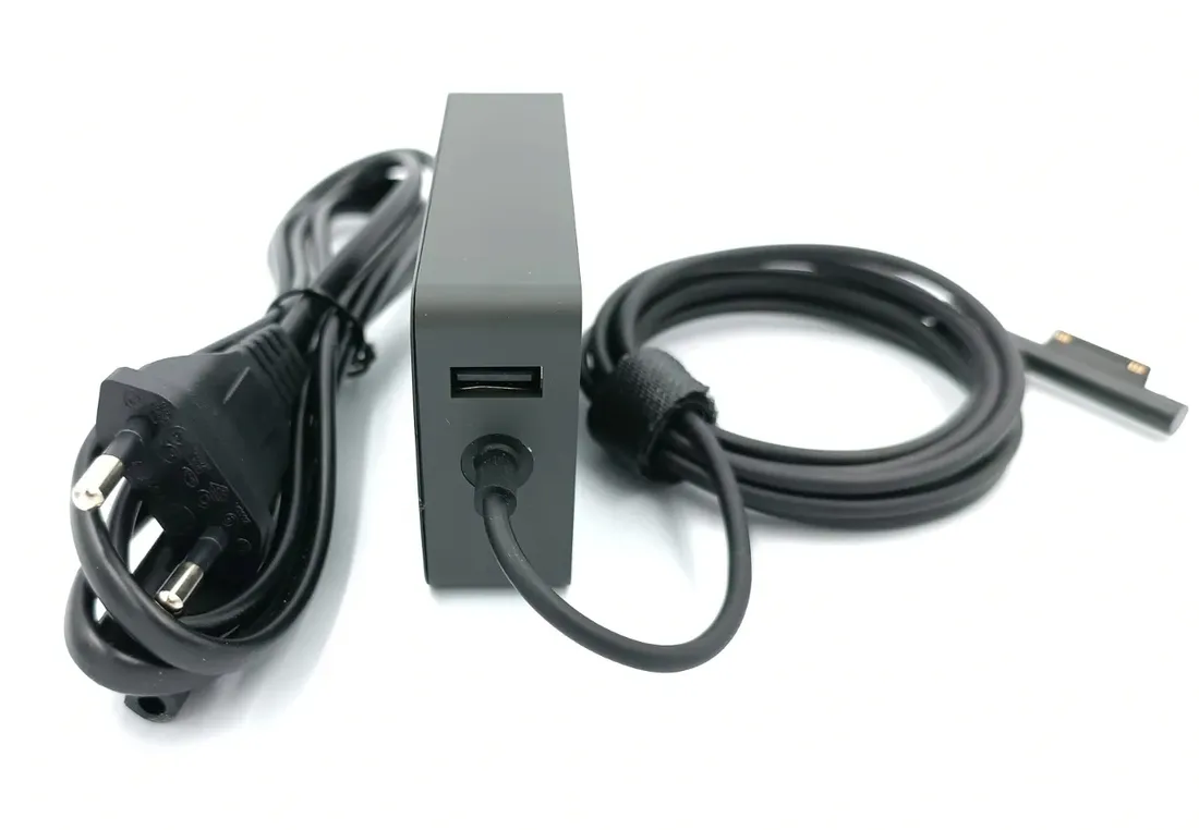 zasilacz-microsoft-surface-pro-3-4-36w-12v-2-58a-stan-nowy