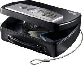 sejf-przenosny-master-lock-p008eml