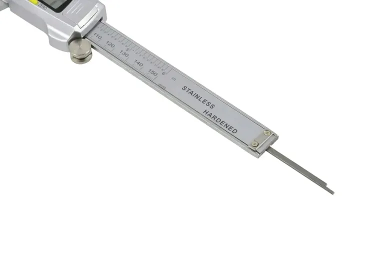 suwmiarka-elektroniczna-0-150mm-rodzaj-elektroniczna