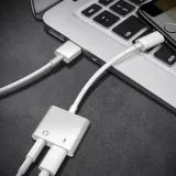 przejsciowka-lightning-jack-iphone-7-8-x-adapter-stan-nowy