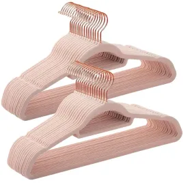 rozowe-welurowe-wieszaki-na-ubrania-30szt-komplet