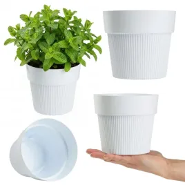 donica-plastikowa-biala-oslonka-okragla-prazkowana-na-kwiaty-16-cm-do-domu