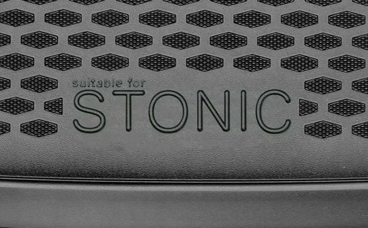 kia-stonic-crossover-2018-wklad-do-kufra-stan-nowy