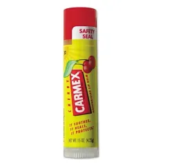 carmex-nawilzajacy-balsam-do-ust-classic-w-sztyfcie-wisnia