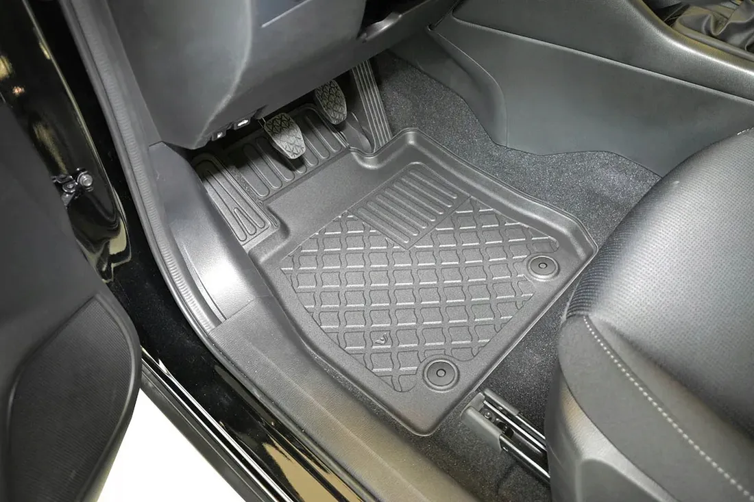 mazda-2-iii-hatchback-5d-2015-dywaniki-korytka