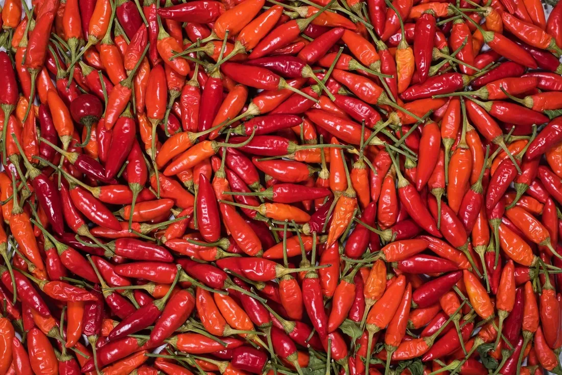 real-foods-pieprz-cayenne-200g