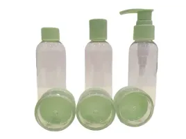 pojemniki-podrozne-praktyczne-kosmetyki-opakowania-samolot-podrozne-zielony