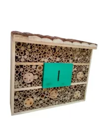 domek-hotel-budka-legowa-owadow-motyli-xxl-naturalcardsplitter