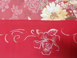 posciel-haftowana-200x220-czerwone-kwiaty