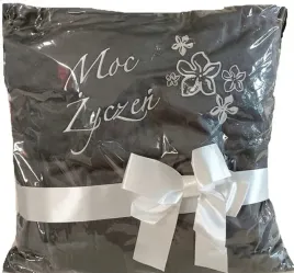 poduszka-haftowana-na-prezent-moc-zyczen-imieniny-urodziny-na-kazda-okazje