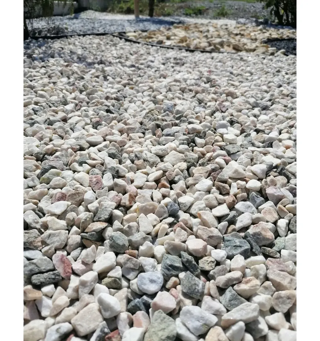 biovita-kamien-ozdobny-grys-multikolor-8-16mm-20kg