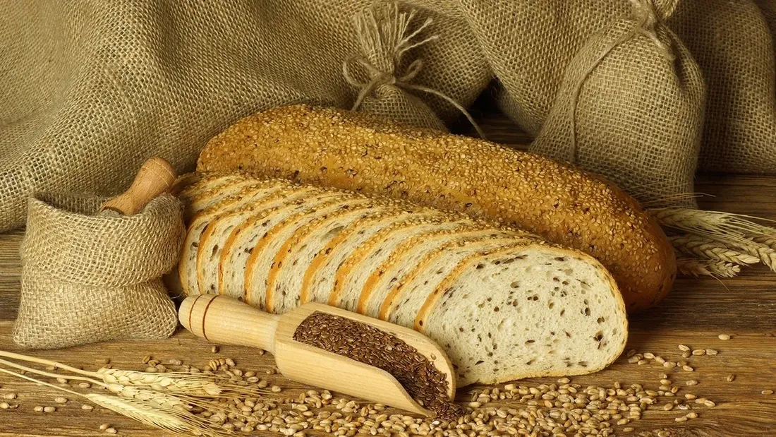 wypiekacz-do-chleba-12-programow-600w-forma