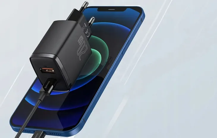 baseus-ladowarka-compact-quick-charger-usb-c-20w-zgodnosc-ze-standardem-quick-charge-1-0-quick-charge-2-0-quick-charge-3-0-quick-charge-4-0