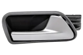 vw-touran-03-15-klamka-wewnetrzna-prawa-chrom-mat