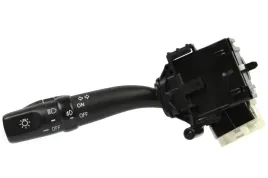 toyota-corolla-verso-04-wlacznik-swiatel-manetka