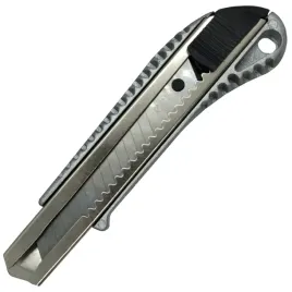 nozyk-noz-do-tapet-z-ostrzem-lamanym-18mm-metalowy