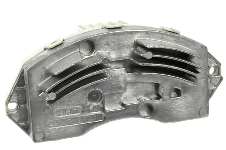 rezystor-opornik-dmuchawy-bmw-e90-e91-e92-x5-e70
