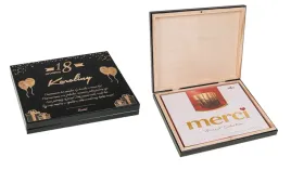 pudelko-na-merci-prezent-na-18-30-urodziny-grawer