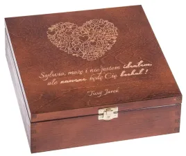 pudelko-prezent-na-walentynki-dla-chlopaka-grawer