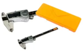 suwmiarka-elektroniczna-150-mm-c3432-richmann-ip54