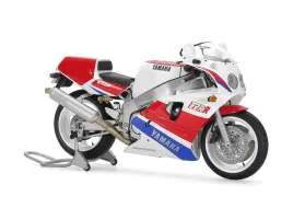 motocykl-yamaha-fzr750r-ow01-model-14058-tamiya