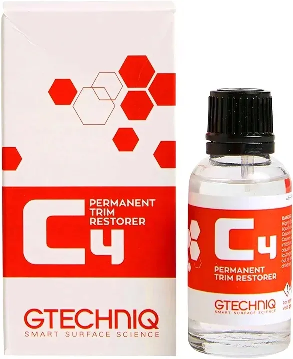 gtechniq-c4-permanent-trim-powloka-do-tworzyw-30ml