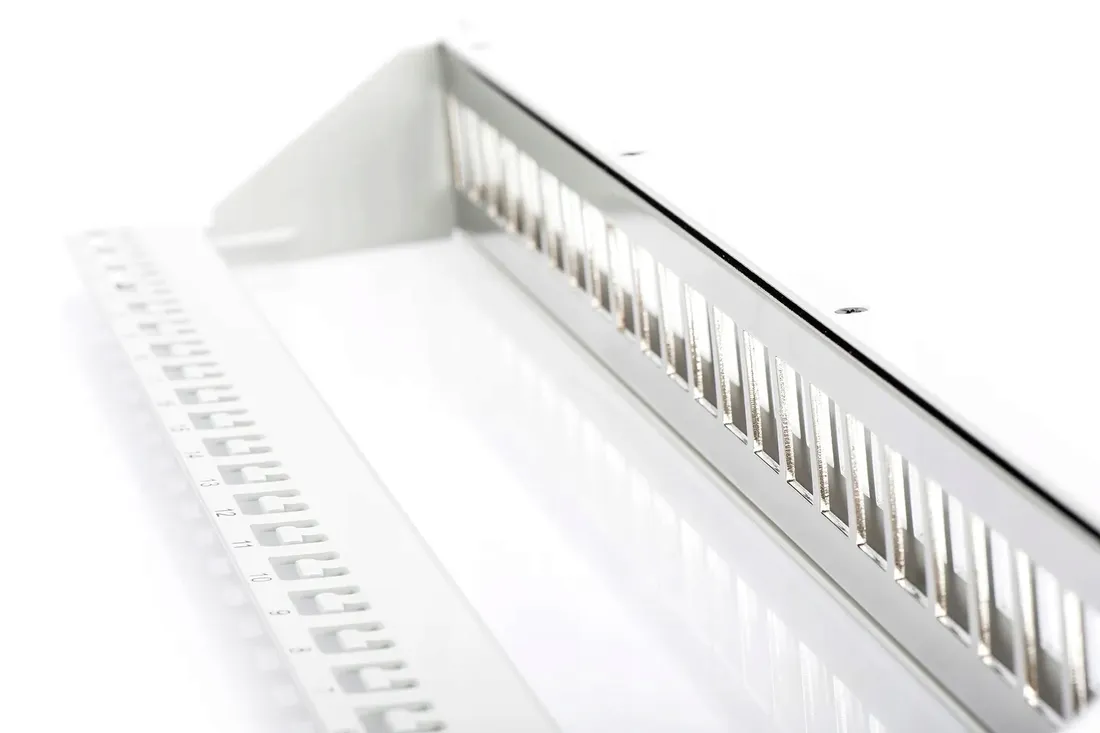 digitus-patchpanel-pusty-rack-19-24p-stp-keystone-stan-nowy