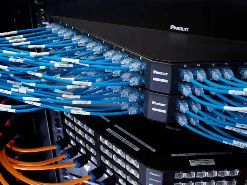 panduit-mini-com-modul-rj45-kat-6a-utp-bialy-stan-nowy