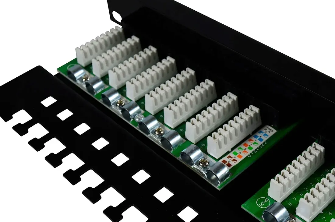 digitus-patch-panel-rack-19-5e-24p-utp-polka