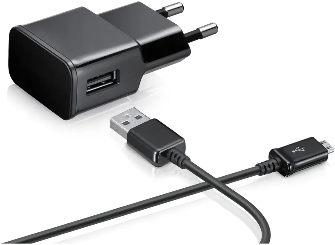 ladowarka-usb-2a-kabel-micro-czarna-stan-nowy