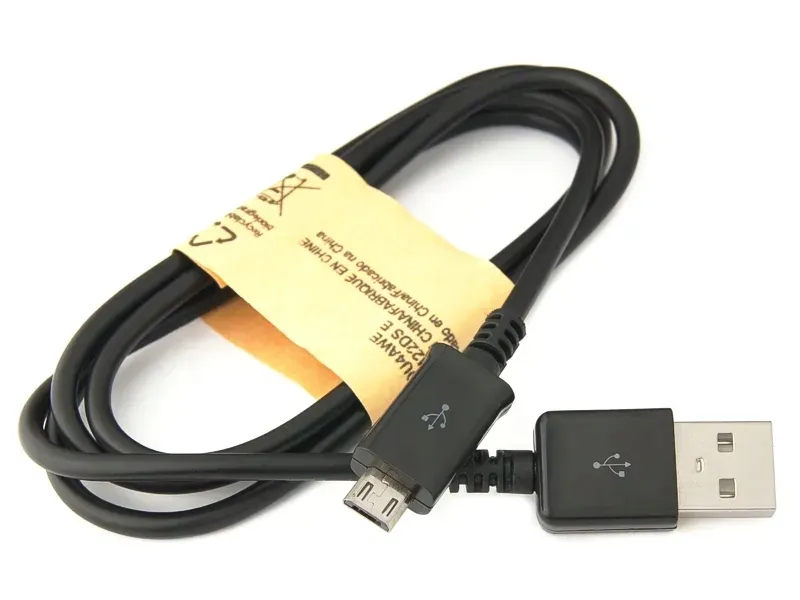 ladowarka-usb-2a-kabel-micro-czarna