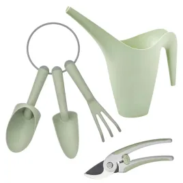 zestaw-akcesoriow-ogrodniczych-konewka-sekator