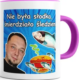 kubek-rozowy-srodek-ucho-smierdzi-sledziem