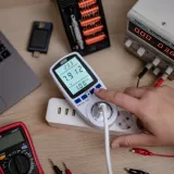 watomierz-sieciowy-newell-premium-zawiera-baterie-nie