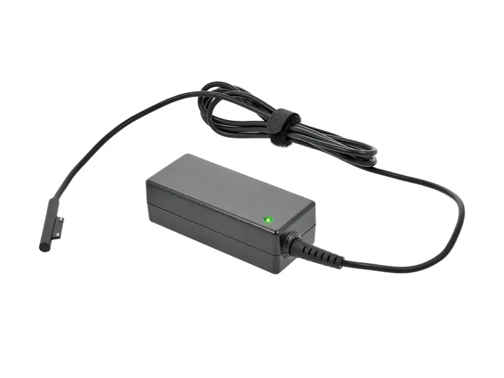 m-zasilacz-ladowarka-tablet-microsoft-24w-1-6a-napiecie-wyjsciowe-15-v