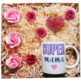 elegancki-prezent-na-dzien-mamy-roze-mydlane-box