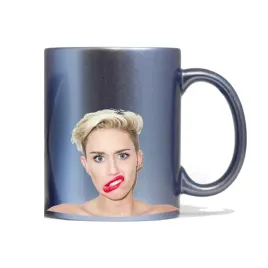 kubek-metaliczny-niebieski-wzor-miley-cyrus-01